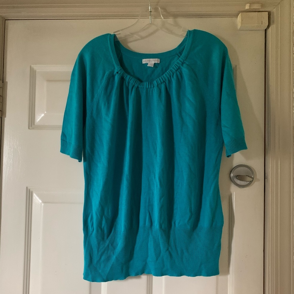 XL Turquoise colored short sleeve sweater by NY&Co